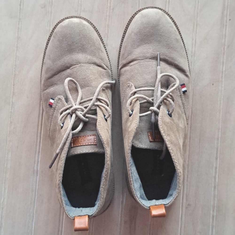Tommy Hilfiger Michael Chukka Boots Taupe Cognac Youth Size 3 Preppy Classic